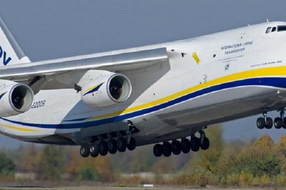 Оккупанты в Гостомеле уничтожили самый большой в мире самолет Ан-225 "Мрія" Оккупанты в Гостомеле уничтожили самый большой в мире самолет Ан-225 "Мрія"