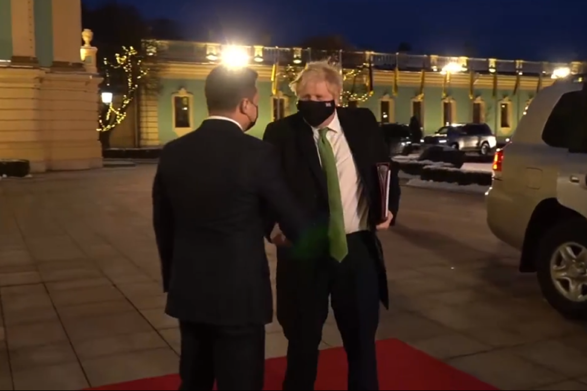 Прем'єр Великобританії Джонсон прибув у Київ Прем'єр Великобританії Джонсон прибув у Київ