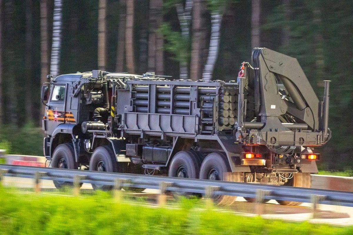 Оккупанты начали минировать территорию Украины залповыми дистанционными системами Оккупанты начали минировать территорию Украины залповыми дистанционными системами