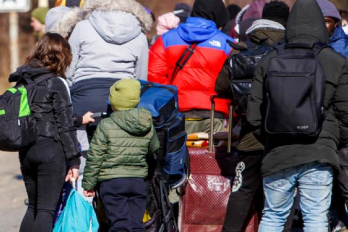Евакуація з Лисичанська: 14 березня відправляються автобуси до Новозолотарівки Евакуація з Лисичанська: 14 березня відправляються автобуси до Новозолотарівки