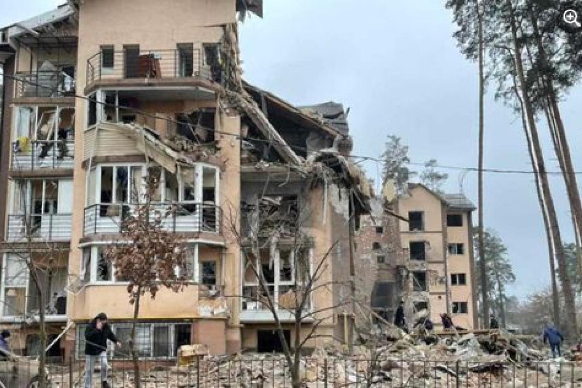 В Ірпені загинули до 300 цивільних та до 50 військових, - мер В Ірпені загинули до 300 цивільних та до 50 військових, - мер