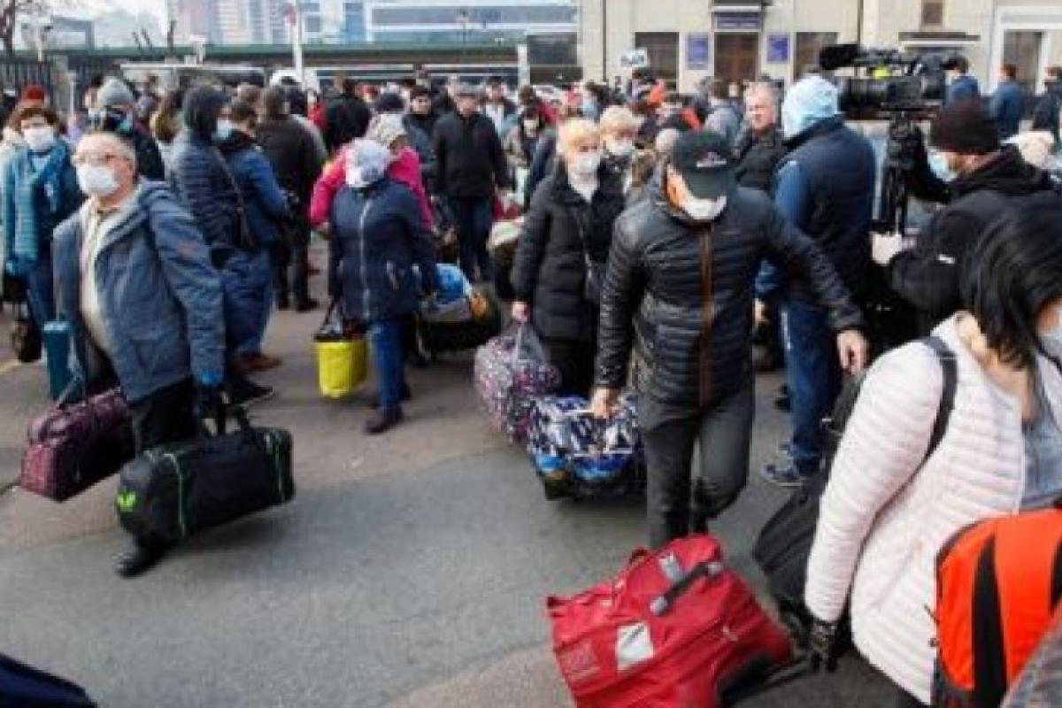 Росіяни знову атакували гуманітарний коридор з Маріуполя
