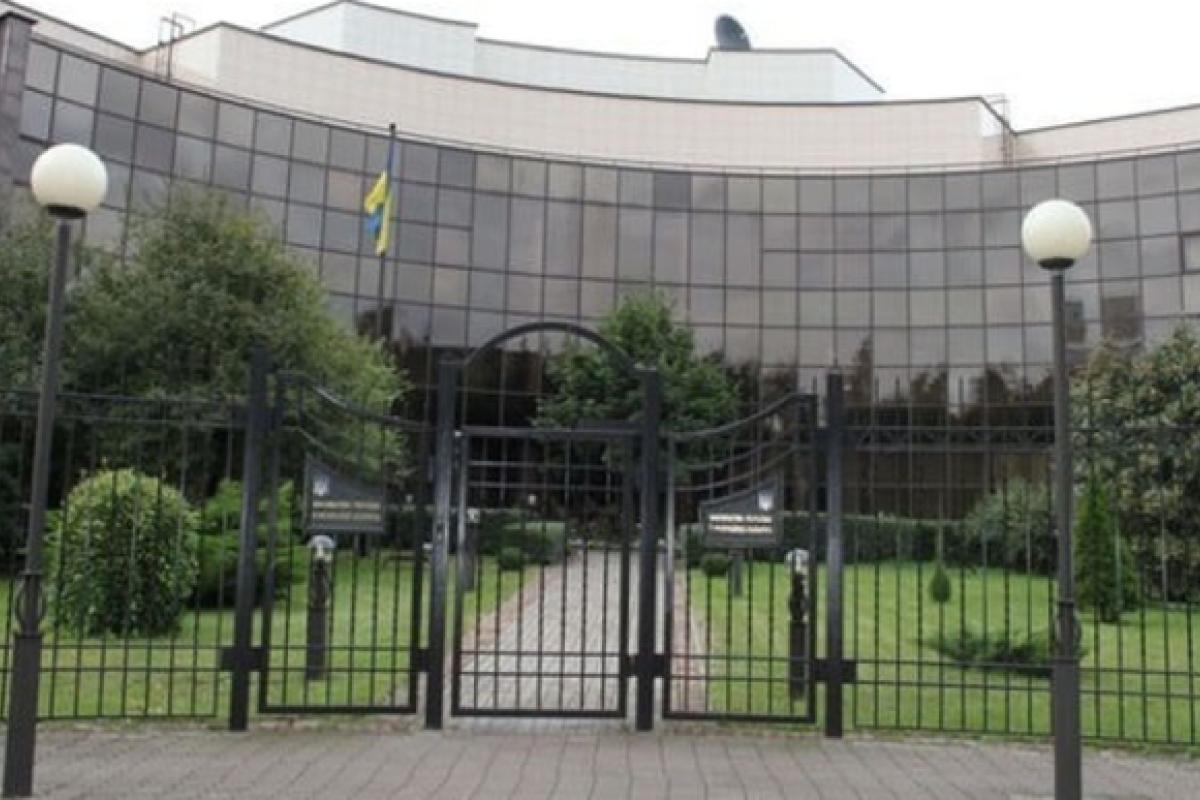 Беларусь высылает 12 украинских дипломатов Беларусь высылает 12 украинских дипломатов