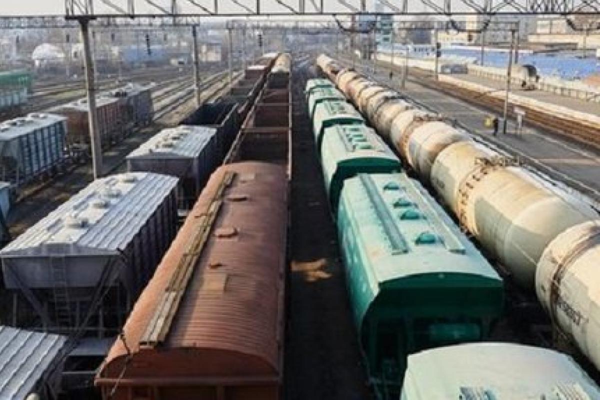 "Укрзалізниця" почала націоналізацію 15 тисяч російських вагонів "Укрзалізниця" почала націоналізацію 15 тисяч російських вагонів