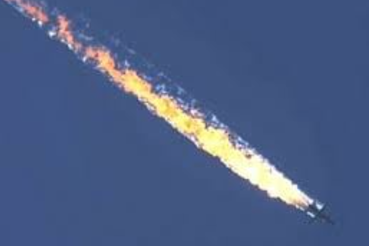 "Ушел вслед за кораблем": Под Черниговом сбили российский самолет "Ушел вслед за кораблем": Под Черниговом сбили российский самолет