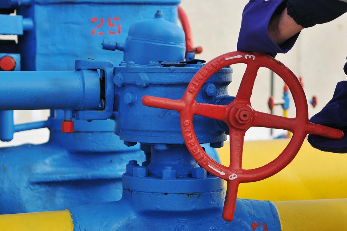 «Газпром» призупинив постачання газу до Польщі та Болгарії – у ЄС уже відповіли на спробу «газового шантажу» «Газпром» призупинив постачання газу до Польщі та Болгарії – у ЄС уже відповіли на спробу «газового шантажу»