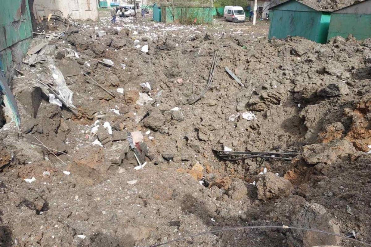 По жилому кварталу в Лисичанске оккупанты вчера ударили "Точкой У" По жилому кварталу в Лисичанске оккупанты вчера ударили "Точкой У"