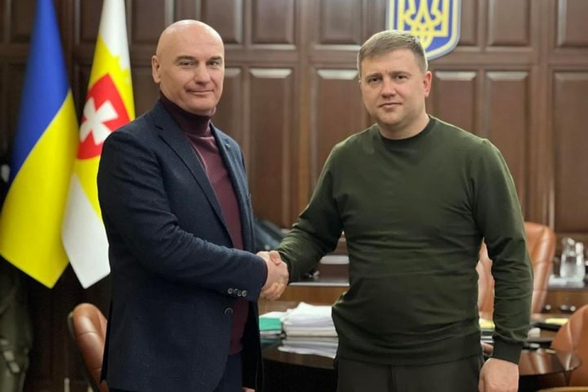 Луганський державний медичний університет розпочав роботу приймальної комісії у Рівному
