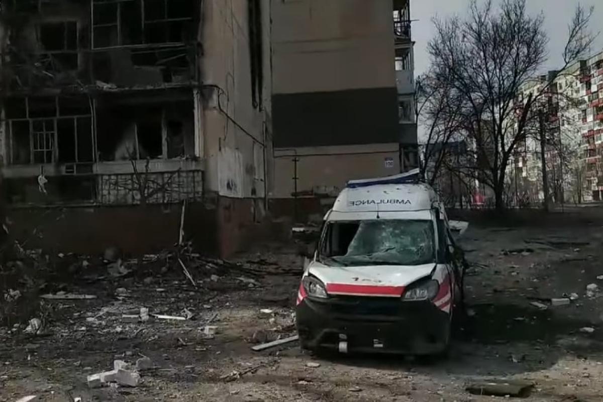 Під час мінометного обстрілу в Новодружеську загинули два волонтери, - Гайдай Під час мінометного обстрілу в Новодружеську загинули два волонтери, - Гайдай