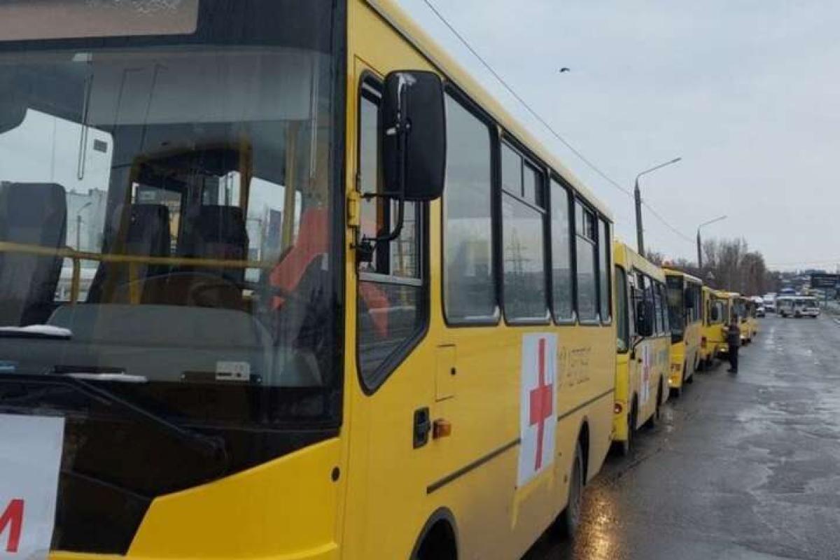 На 16 квітня погоджено 9 гуманітарних коридорів: перелік На 16 квітня погоджено 9 гуманітарних коридорів: перелік