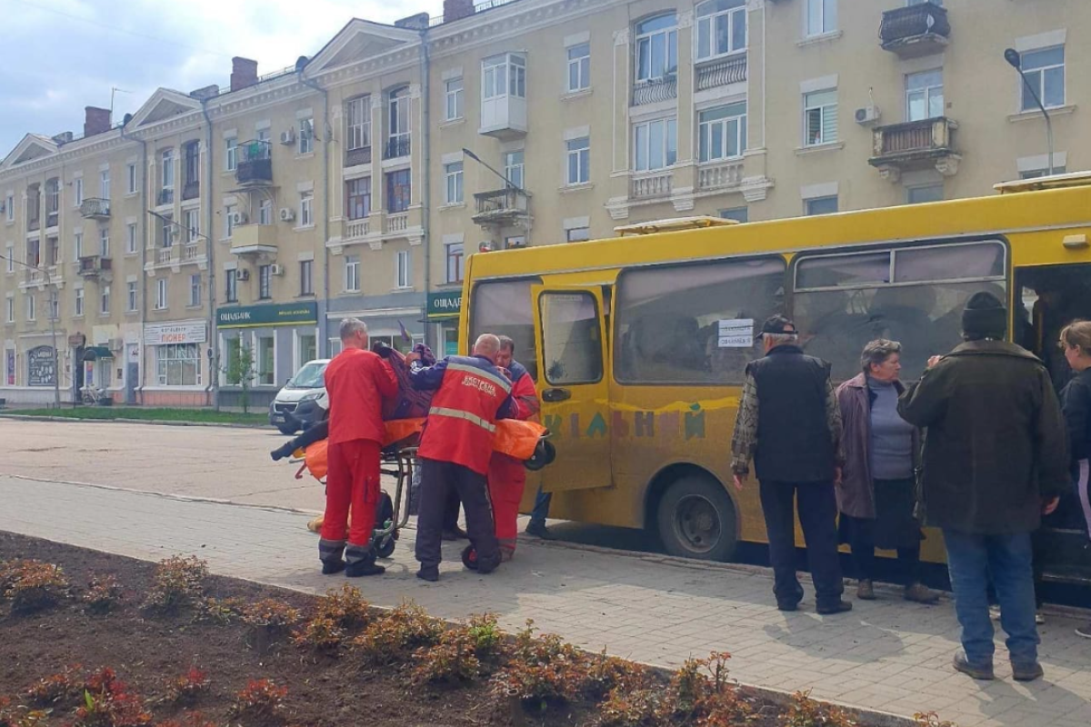 С Луганщины 23 апреля эвакуировали более сотни человек С Луганщины 23 апреля эвакуировали более сотни человек