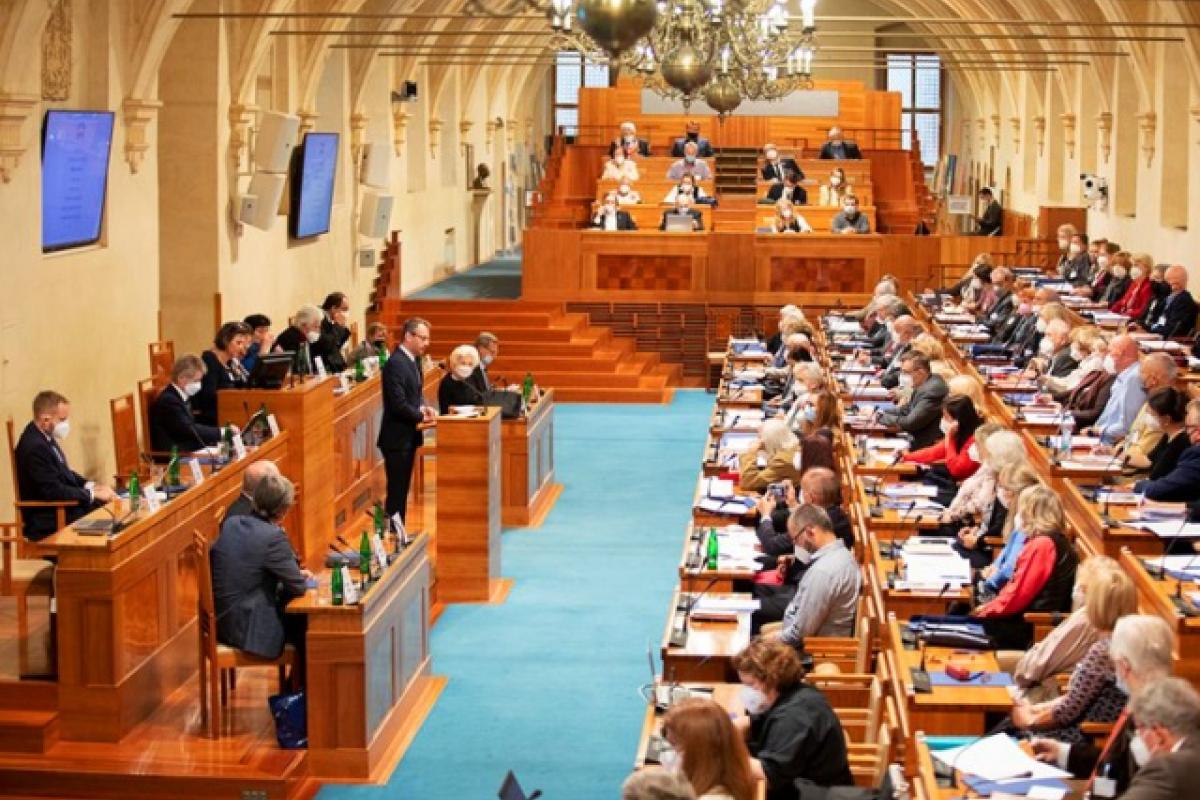 Сенат Чехії визнав військові злочини РФ в Україні геноцидом Сенат Чехії визнав військові злочини РФ в Україні геноцидом