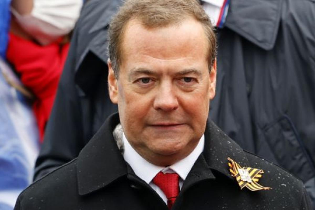 Глава Мюнхенской конференции назвал Медведева клоуном Глава Мюнхенской конференции назвал Медведева клоуном