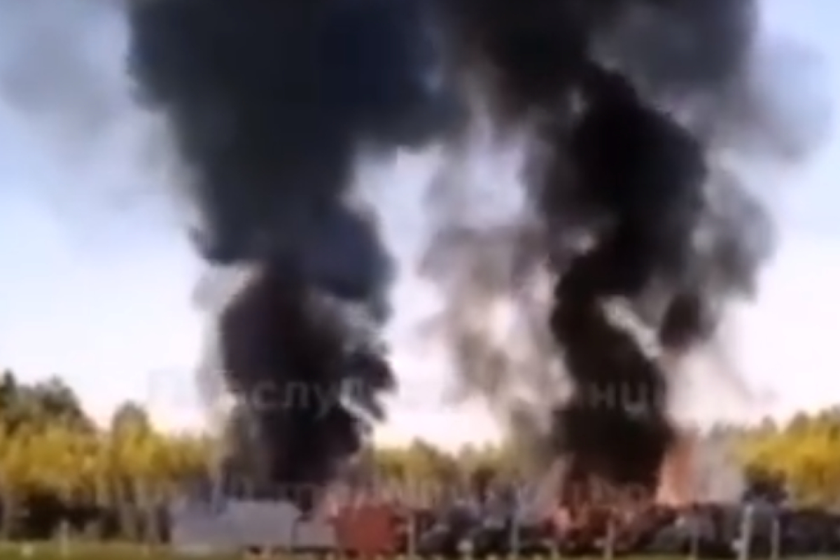 В Брянской области РФ - взрывы и пожар в воинской части В Брянской области РФ - взрывы и пожар в воинской части