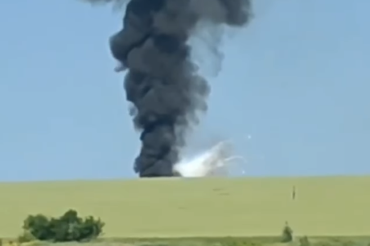 ЗСУ влаштували окупантам "феєрверк" на Харківщині: вдарили за десятки кілометрів від лінії фронту ЗСУ влаштували окупантам "феєрверк" на Харківщині: вдарили за десятки кілометрів від лінії фронту