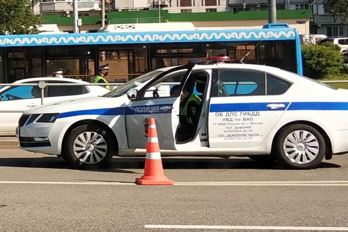 У Херсоні підірвали машину начальника окупаційного "ДІБДР" У Херсоні підірвали машину начальника окупаційного "ДІБДР"