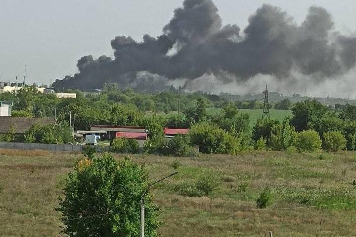 "По ходу, в яблочко": мощная "бавовна" в Новой Каховке и не только "По ходу, в яблочко": мощная "бавовна" в Новой Каховке и не только