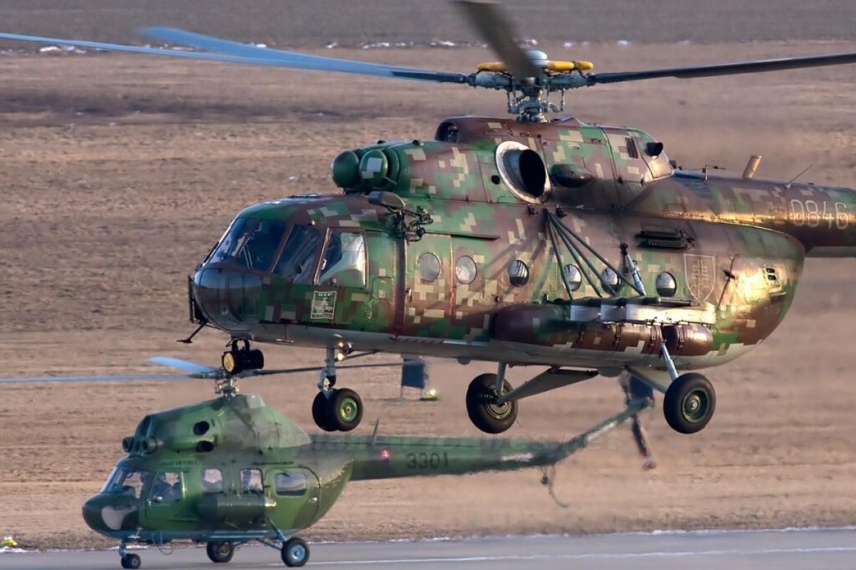 Латвія подарувала українській армії чотири вертольоти Латвія подарувала українській армії чотири вертольоти