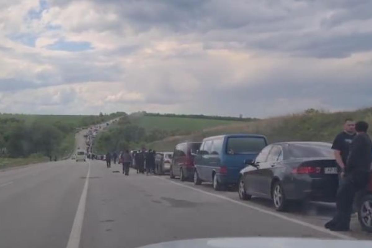 З 12 серпня змінилися правила виїзду на окуповану територію через Запорізьку область З 12 серпня змінилися правила виїзду на окуповану територію через Запорізьку область