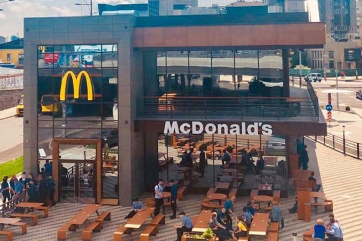 McDonald's возобновляет работу в Украине