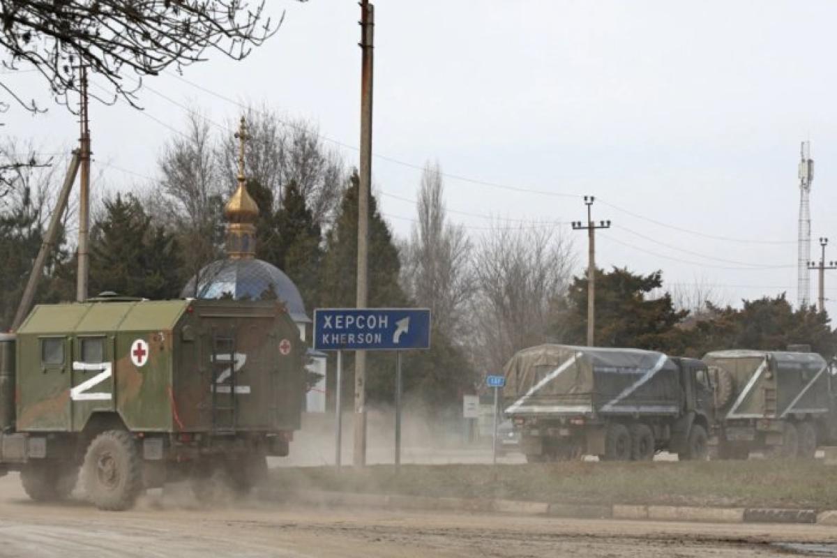 Окупанти вивезли з Херсону комунальний транспорт та ліки з аптек: зведення Генштабу на вечір 29 жовтня