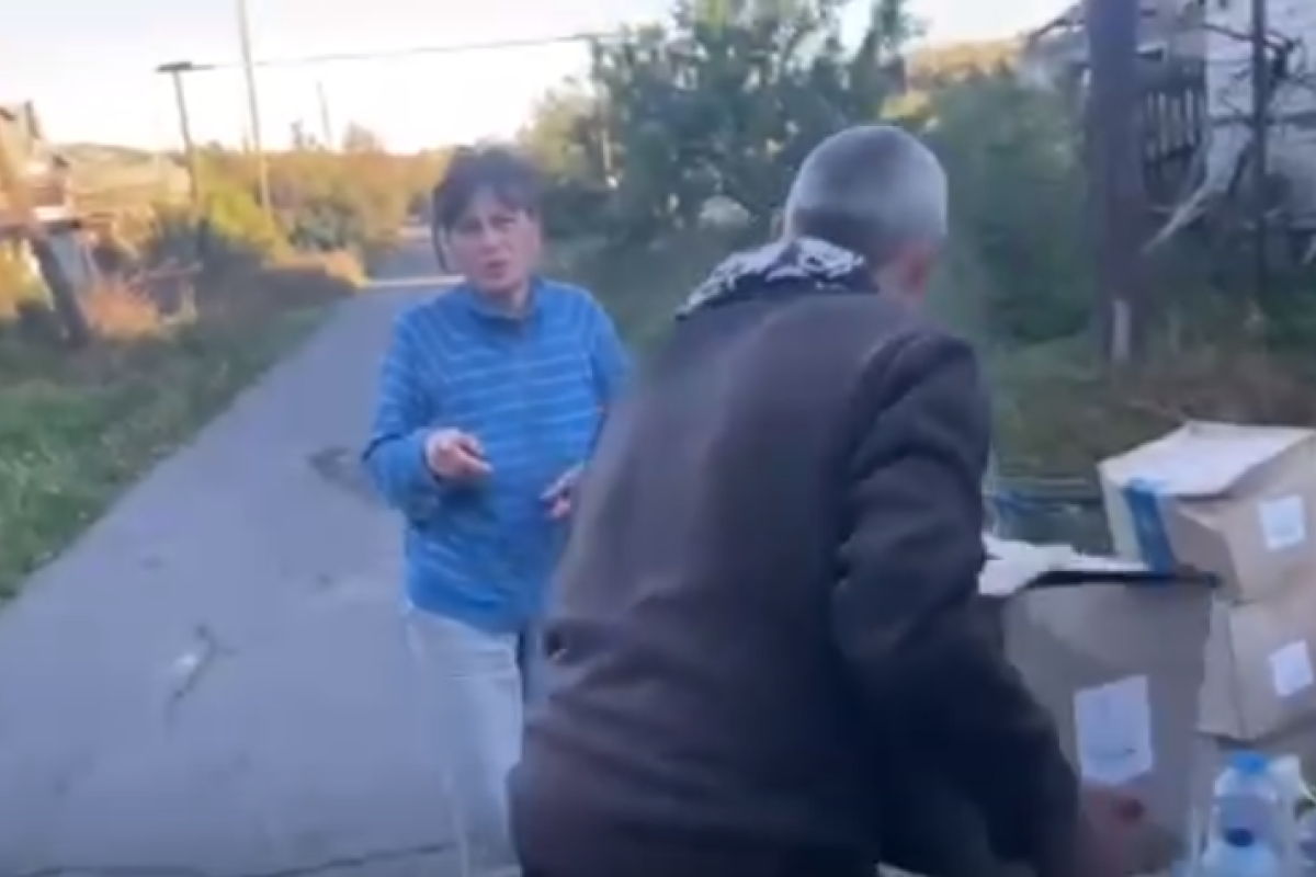 У звільнену Білогорівку вперше за кілька місяців завезли гуманітарну допомогу