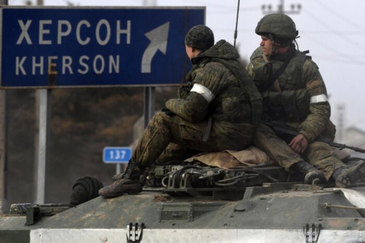 Окупанти на Херсонщині готують провокативні обстріли населених пунктів та вивозять награбоване майно, - ГУР Окупанти на Херсонщині готують провокативні обстріли населених пунктів та вивозять награбоване майно, - ГУР