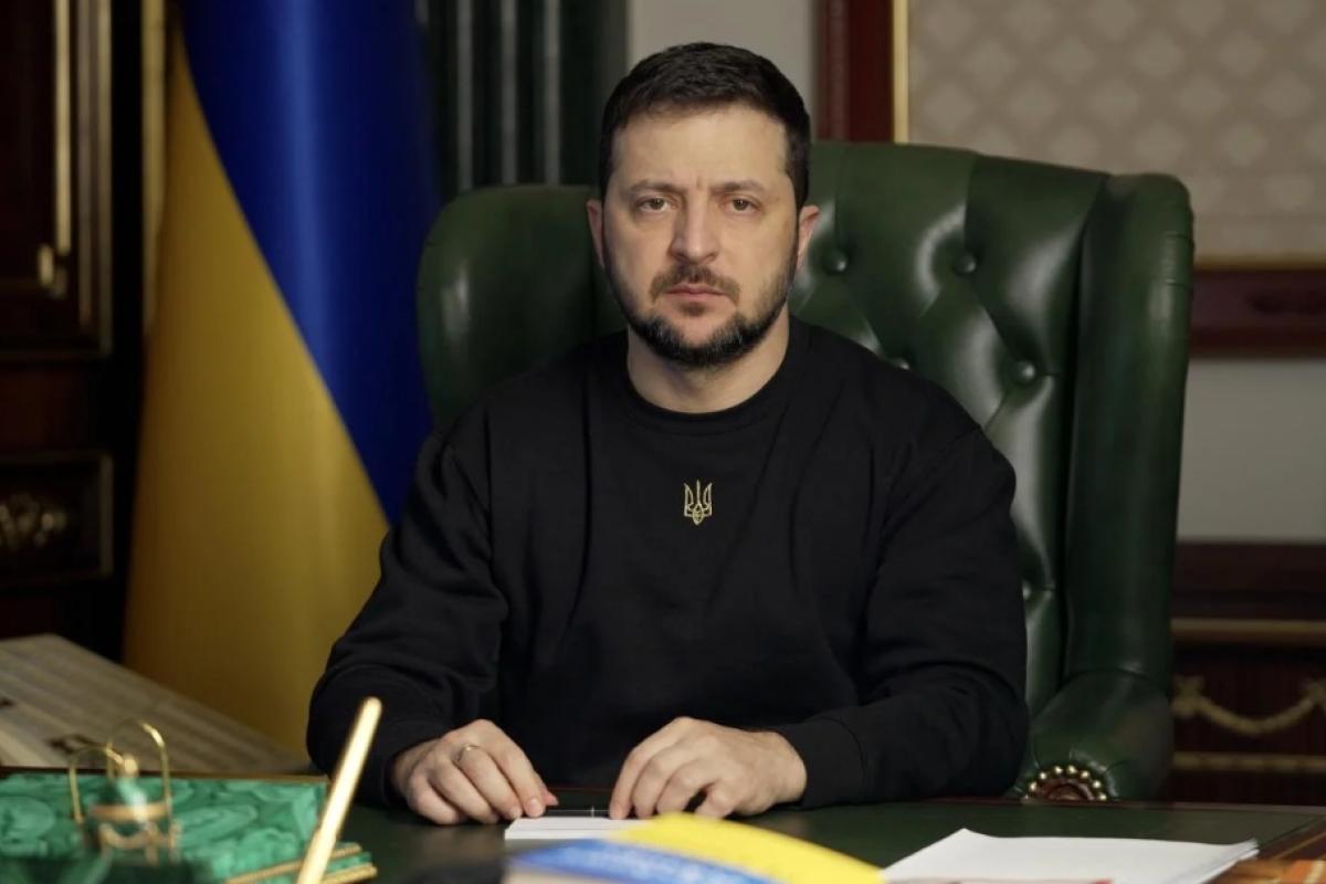 Зеленський жорстко відповів на пропозицію Путіна про "різдвяне перемир'я" Зеленський жорстко відповів на пропозицію Путіна про "різдвяне перемир'я"