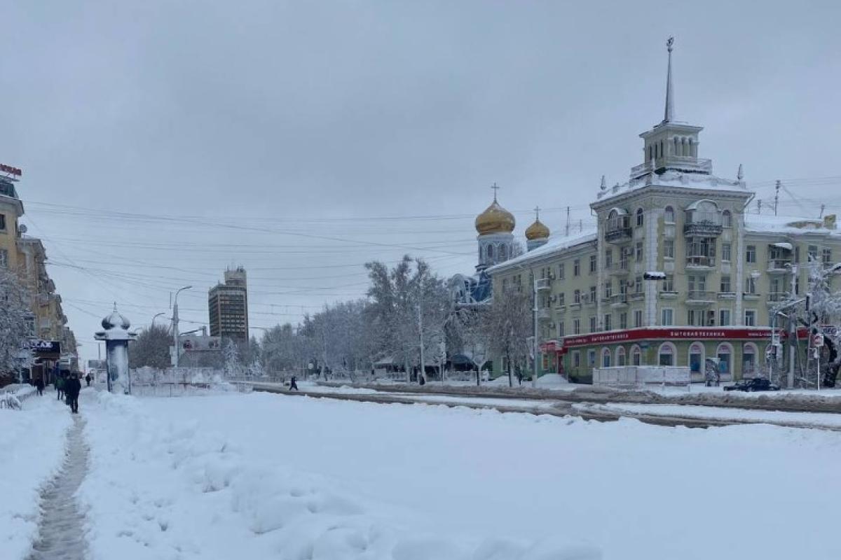"Танки и ракеты есть, а автобусов, воды и света нет": Снегопад на оккупированной Луганщине вызвал коммунальный коллапс