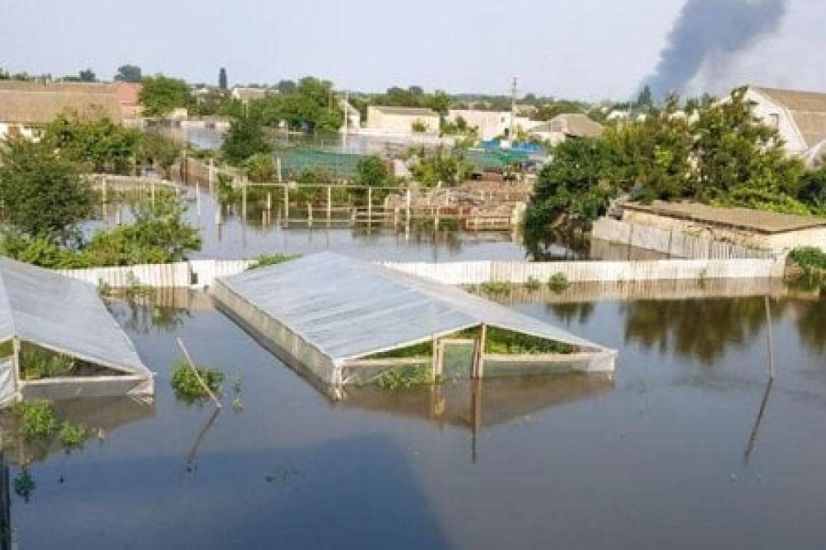Стріляють і не дозволяють рятуватися: На Херсонщині окупанти покинули людей напризволяще, є загиблі - відео Стріляють і не дозволяють рятуватися: На Херсонщині окупанти покинули людей напризволяще, є загиблі - відео