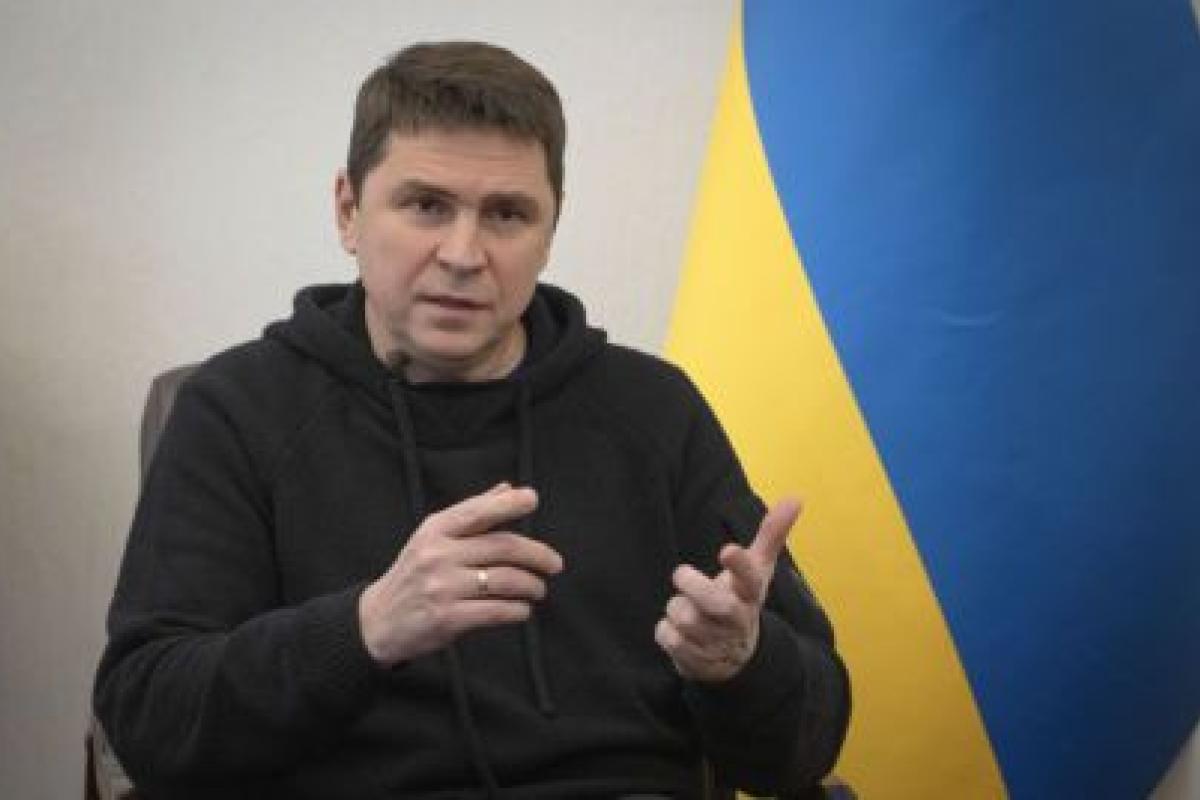 "Хотят уничтожить все": Подоляк отреагировал на заявление Путина о "санитарной зоне" "Хотят уничтожить все": Подоляк отреагировал на заявление Путина о "санитарной зоне"