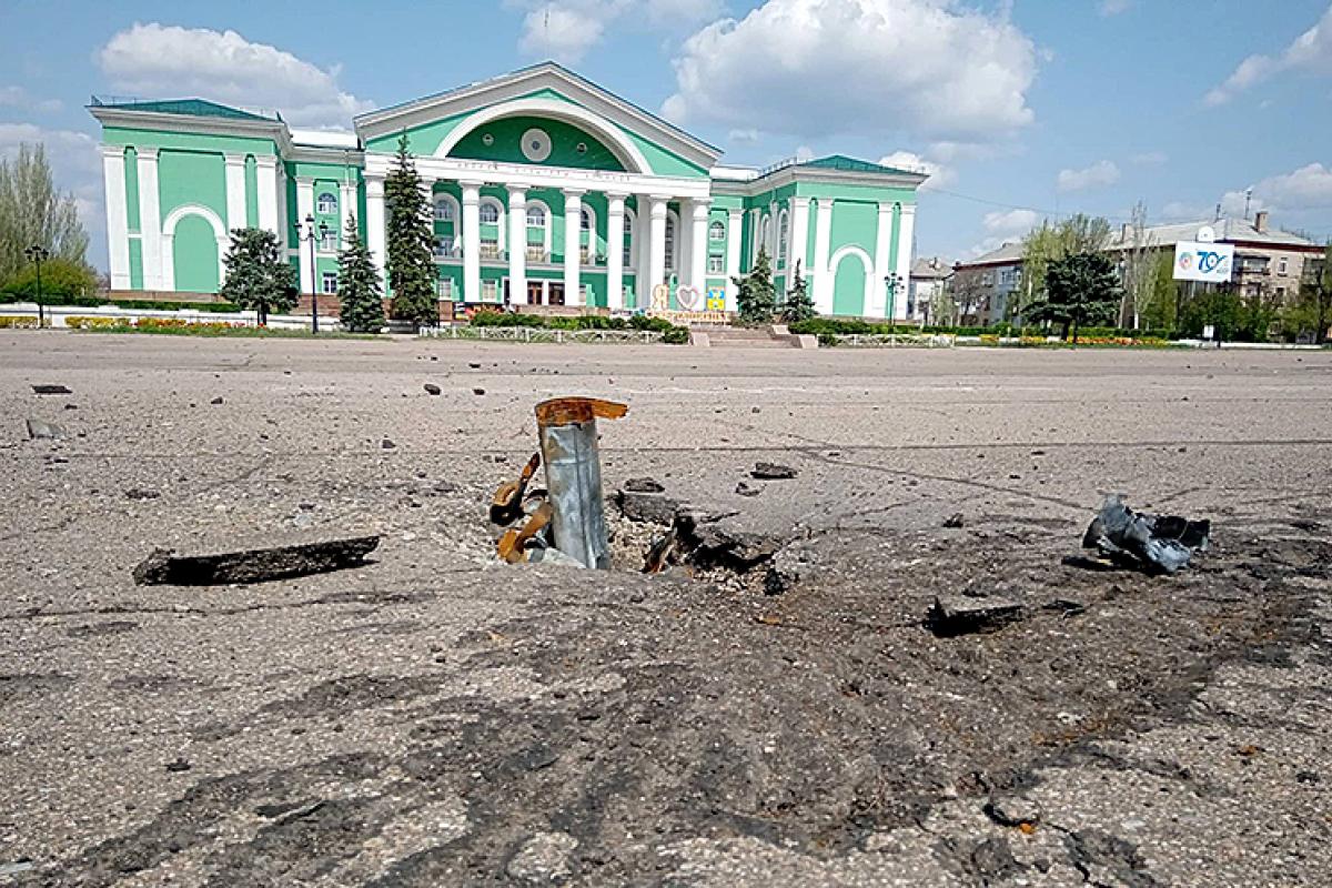 "Якраз вчасно": У Сєвєродонецьку поставили "пункти обігріву" - фото