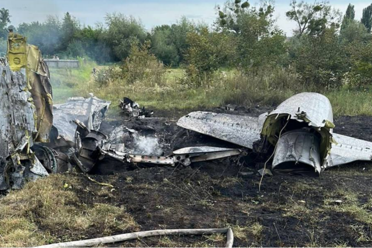 На Житомирщине столкнулись два самолета: последствия авиакатастрофы