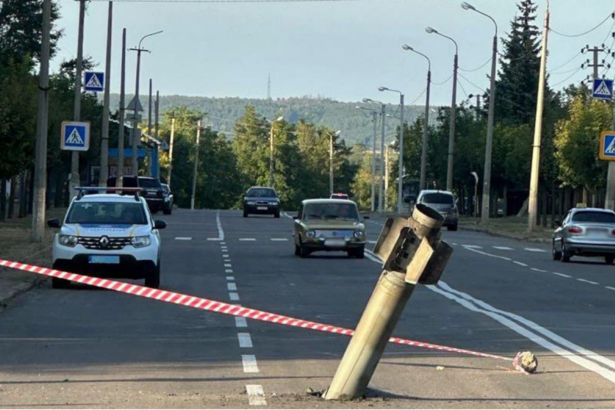 Обстріл Донеччини: у мережі опублікували наслідки атак - фото Обстріл Донеччини: у мережі опублікували наслідки атак - фото