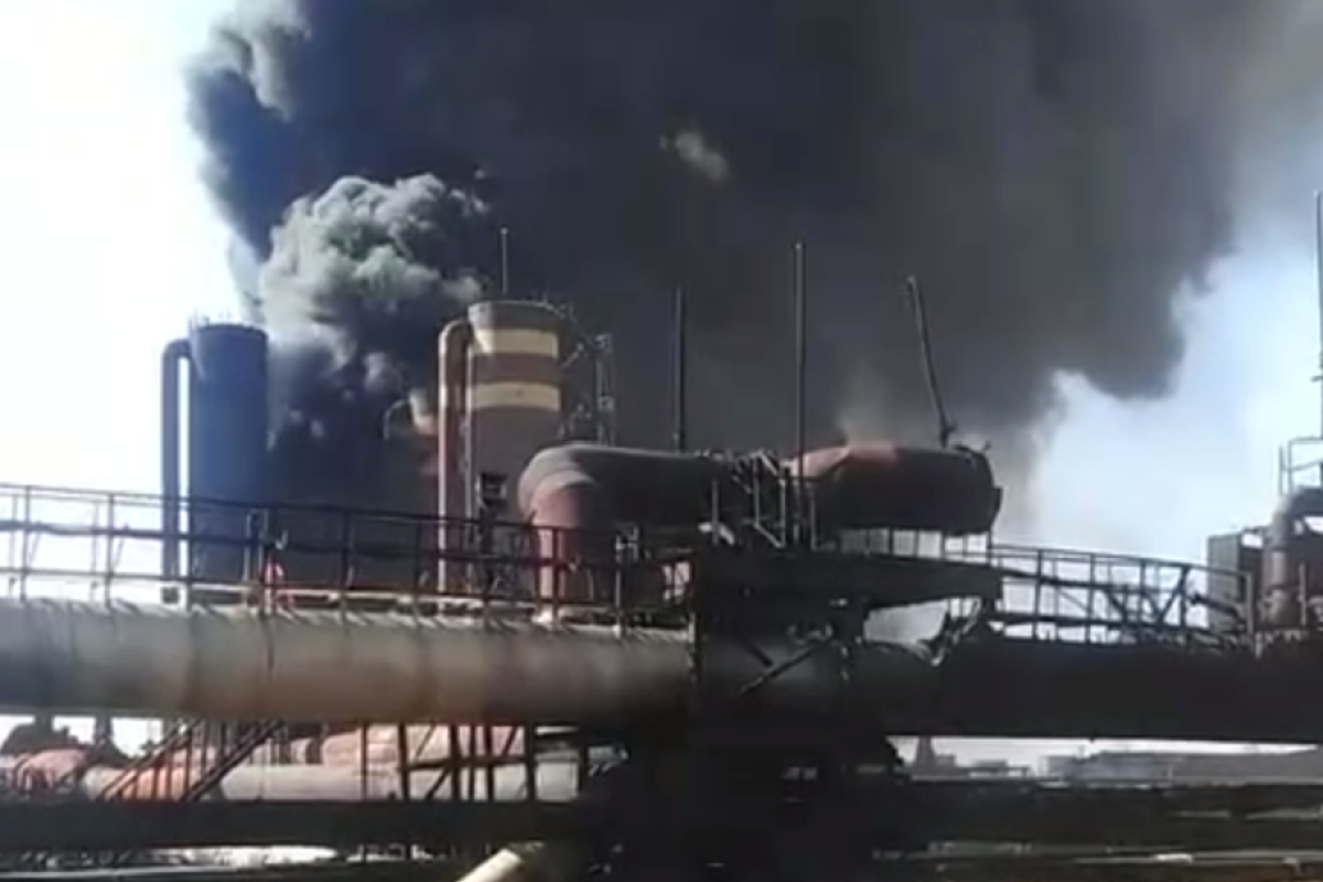 Росіяни завдали удару по заводу в Авдіївці: подробиці Росіяни завдали удару по заводу в Авдіївці: подробиці