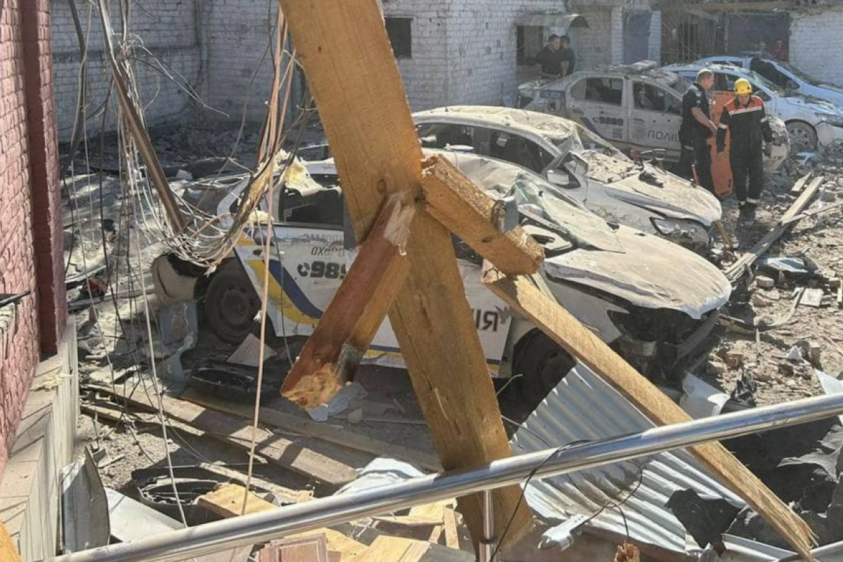 Наслідки ворожої атаки: у Кривому Розі завершили пошуково-рятувальну операцію - відео Наслідки ворожої атаки: у Кривому Розі завершили пошуково-рятувальну операцію - відео