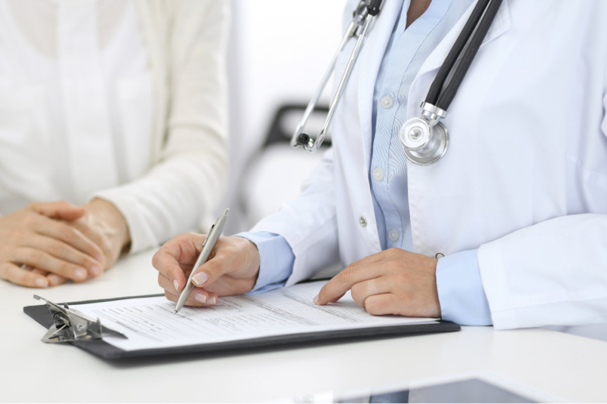 "Дождались...": Лысогор рассказал сколько стоит медицина в Старобельске "Дождались...": Лысогор рассказал сколько стоит медицина в Старобельске