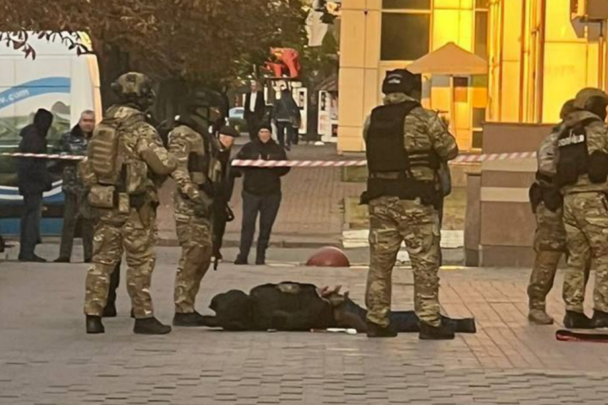 Злоумышленник устроил стрельбу в столичном бизнес-центре: что известно Злоумышленник устроил стрельбу в столичном бизнес-центре: что известно