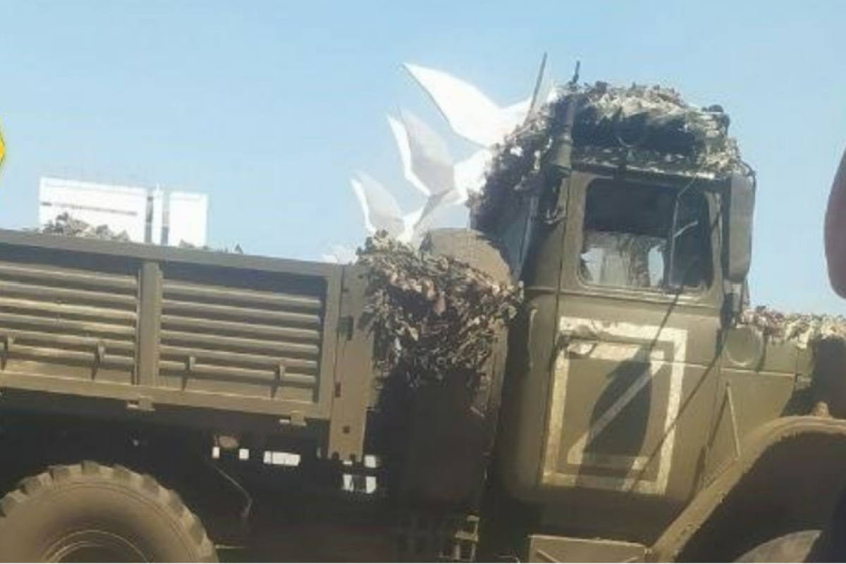 Російські окупанти готуються до оборони Маріуполя - фото