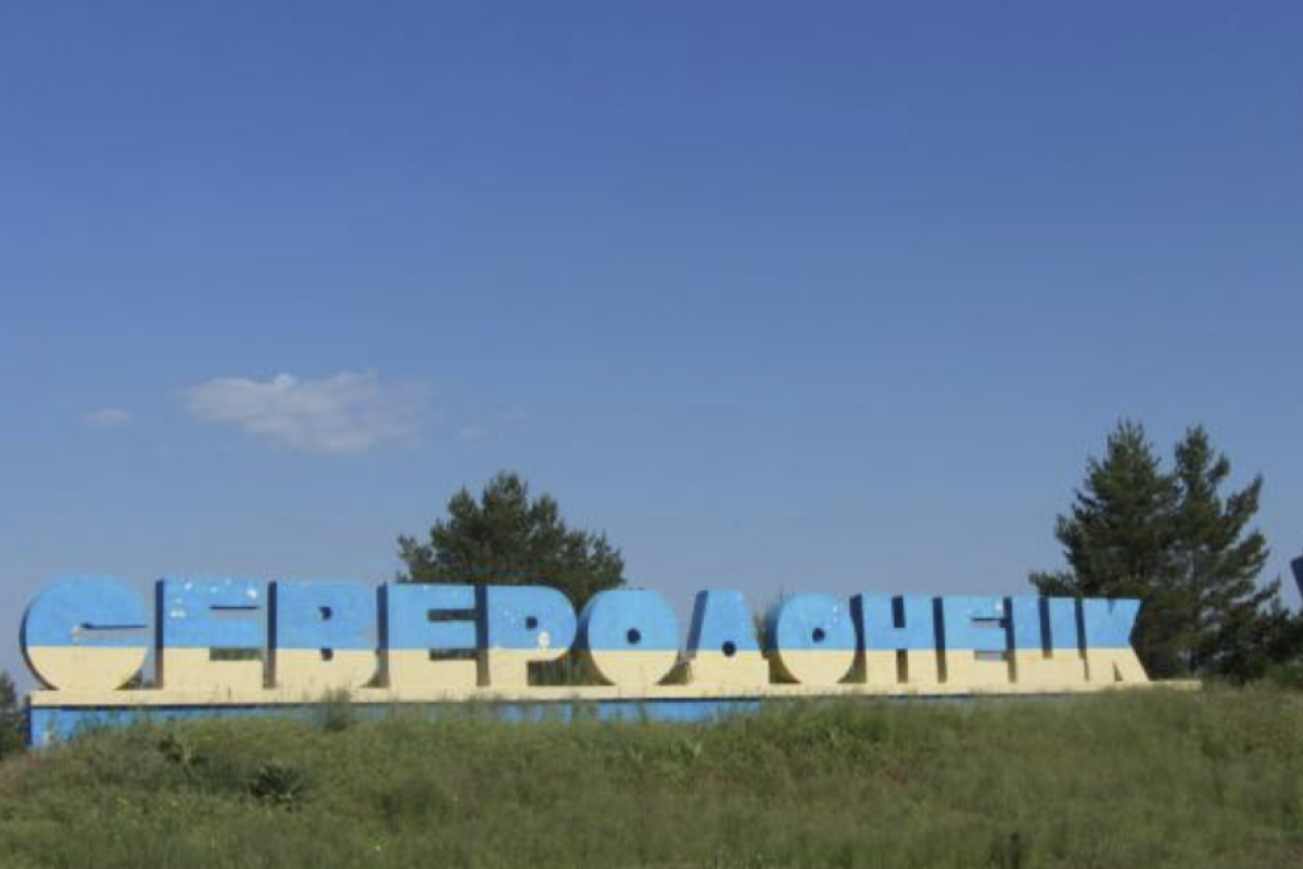 "Она становится все меньше": Очевидцы о гуманитарной помощи в Северодонецке "Она становится все меньше": Очевидцы о гуманитарной помощи в Северодонецке