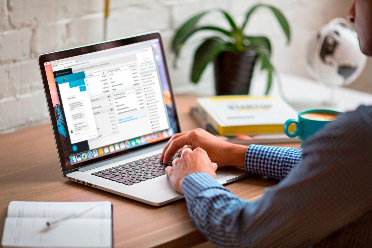 Онлайн-курсы Java vs оффлайн-обучение: что выбрать? Онлайн-курсы Java vs оффлайн-обучение: что выбрать?