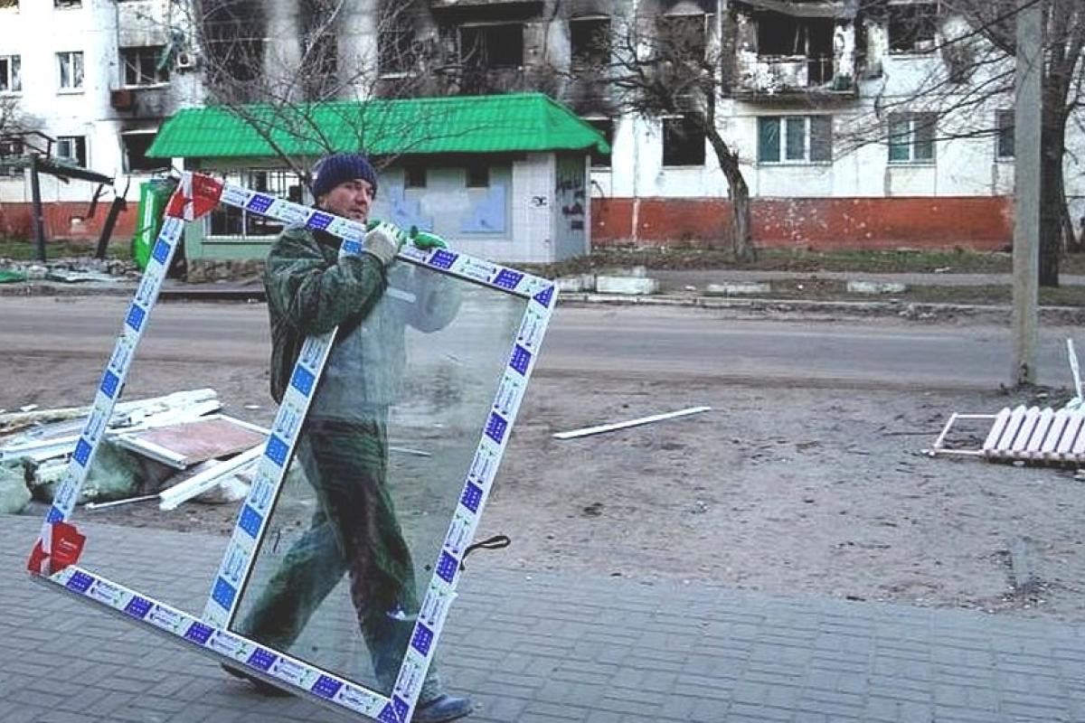 Заміри без відповідальності: які жахи ремонту відбувається в Сіверськодонецьку Заміри без відповідальності: які жахи ремонту відбувається в Сіверськодонецьку