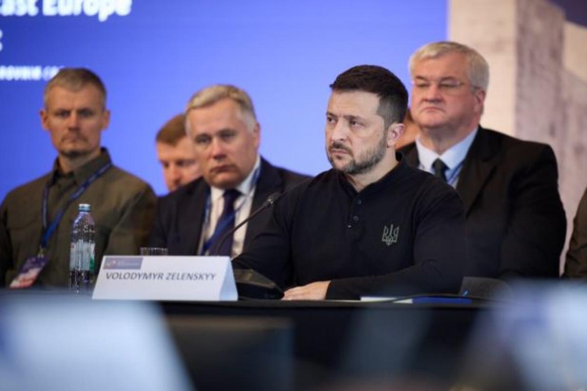 Зеленський розкрив шанси на мир у 2025 році: що може запропонувати Трамп? Зеленський розкрив шанси на мир у 2025 році: що може запропонувати Трамп?