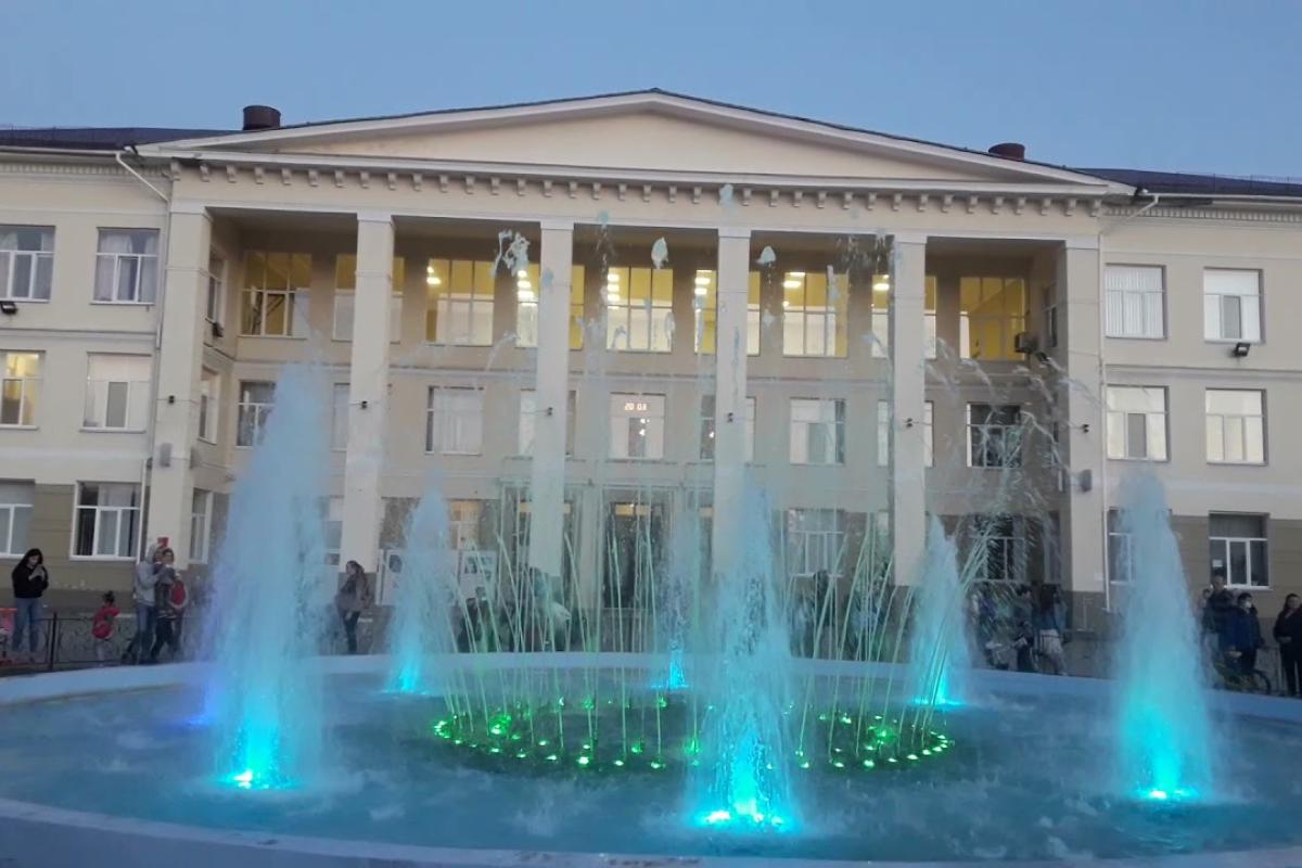 Фонтан вмикають лише для камери: Сєвєродонецьк на новому відео зсередини окупації