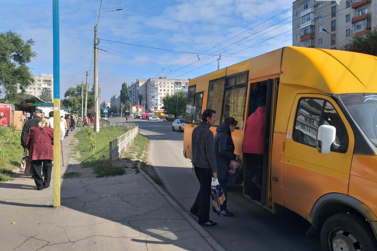 Без пального і без гарантій: як окупанти організували транспорт у Сіверськодонецьку