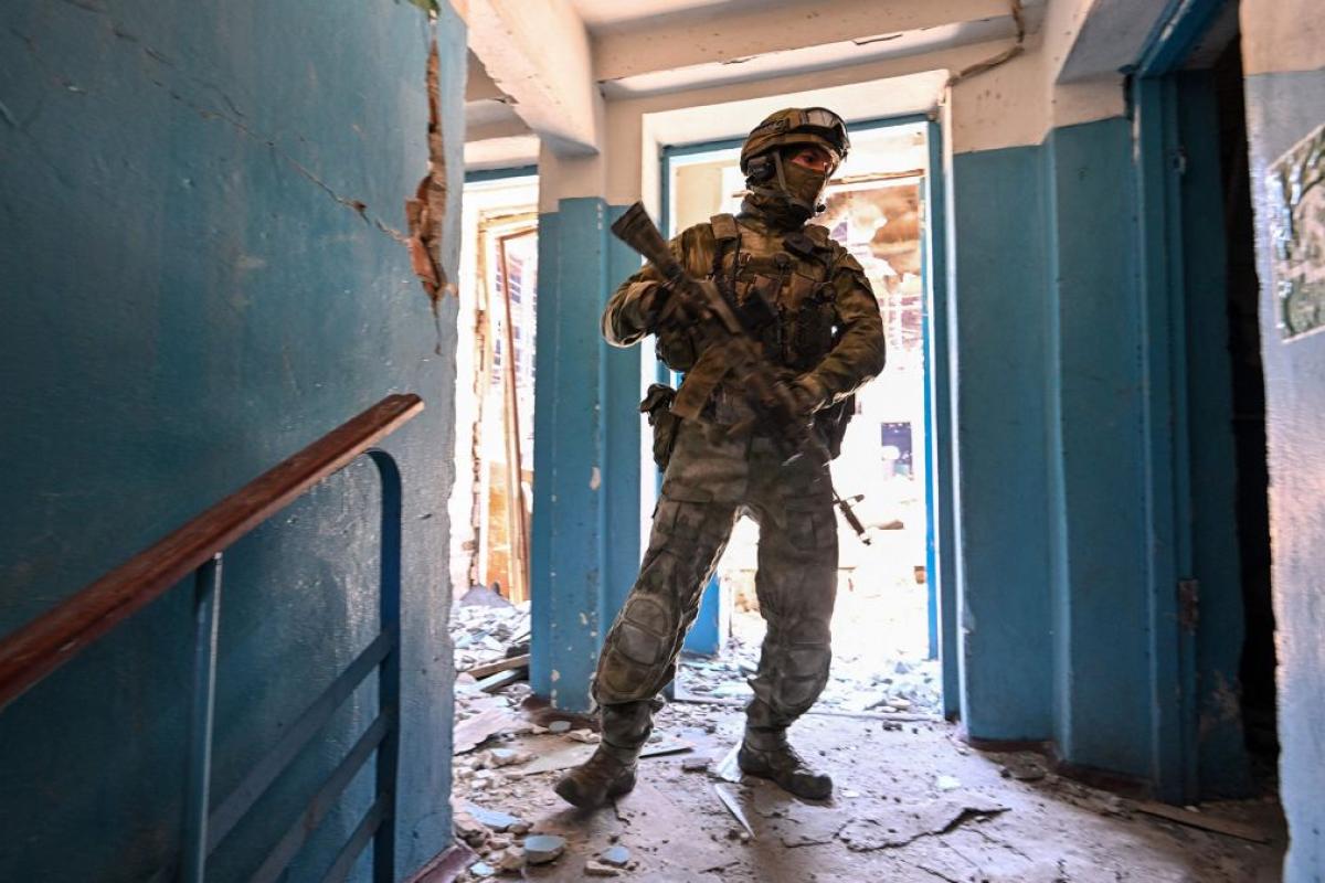 На тимчасово окупованій Луганщині так звана "народна рада" 24 вересня ухвалила зміни до свого псевдозакону про "безхазяйне майно". Йдеться про квартири та будинки людей, які були змушені виїхати й не можуть повернутися додому.