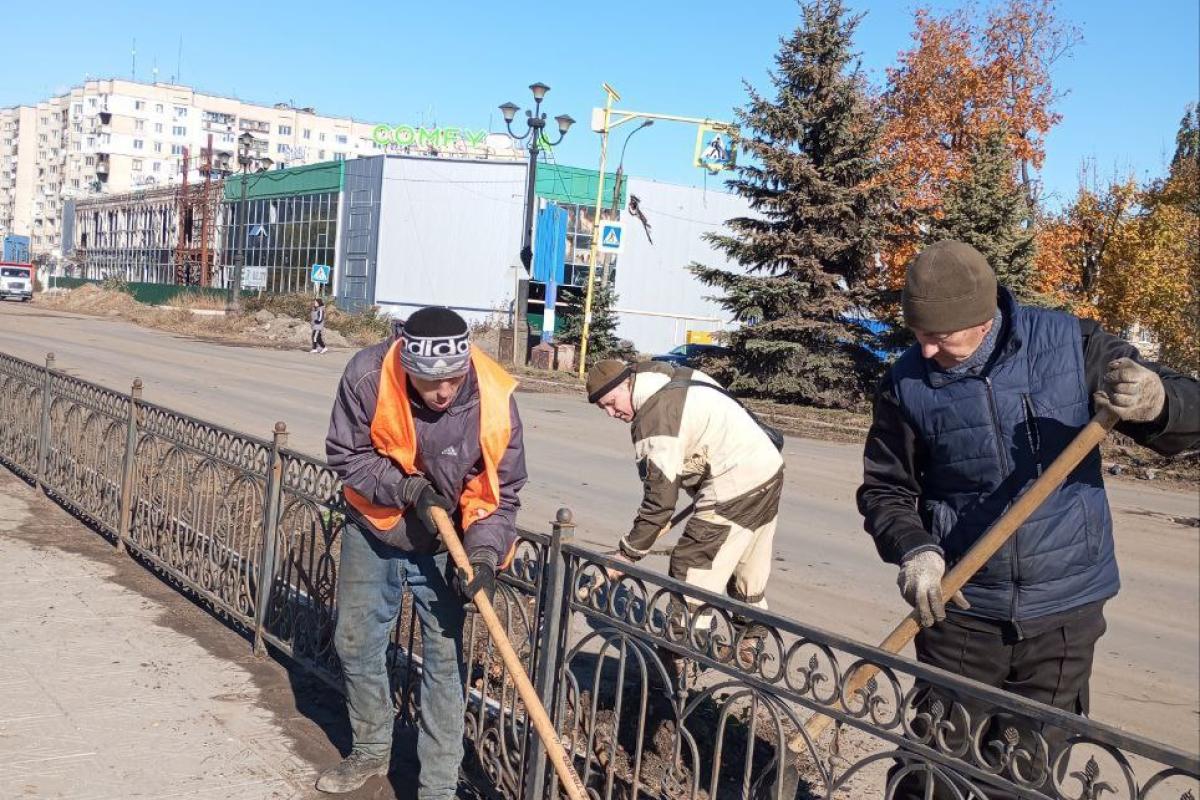 Лисичанск убирают для камеры - показательное "наведение порядка"