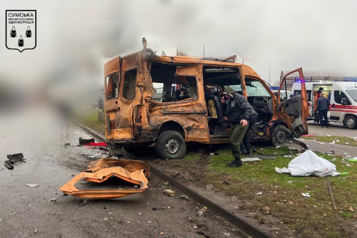 9 постраждалих в Сумах: росіяни вдарили дроном по перехрестю з активним рухом Атака на Суми