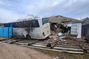 ДТП на Луганщине: рейсовый автобус въехал в дом. ДТП на Луганщине