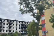 Фасад у Сіверськодонецьку обліз швидше, ніж його показували на ТБ